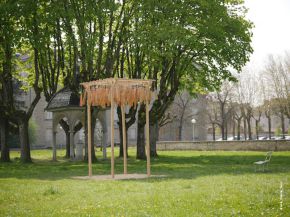 "Le murmure des feuilles" sculpture sonore de Will Menter et l‘ ESAT de Treffort - ADAPEI de Val Revermont au Parc de la Madeleine à Bourg-en-Bresse